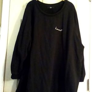 Black 🖤 Love Sweatshirt